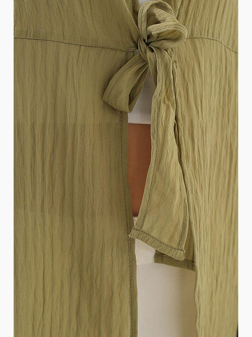 Blusa decote em v com laço bdart - Kiabi Blusa decote em v com laço bdart - Kiabi