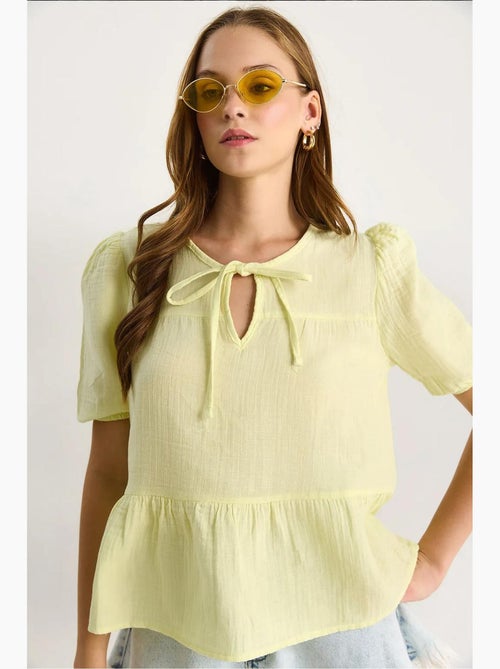 Blusa decote redondo detalhe laço lucci - Kiabi