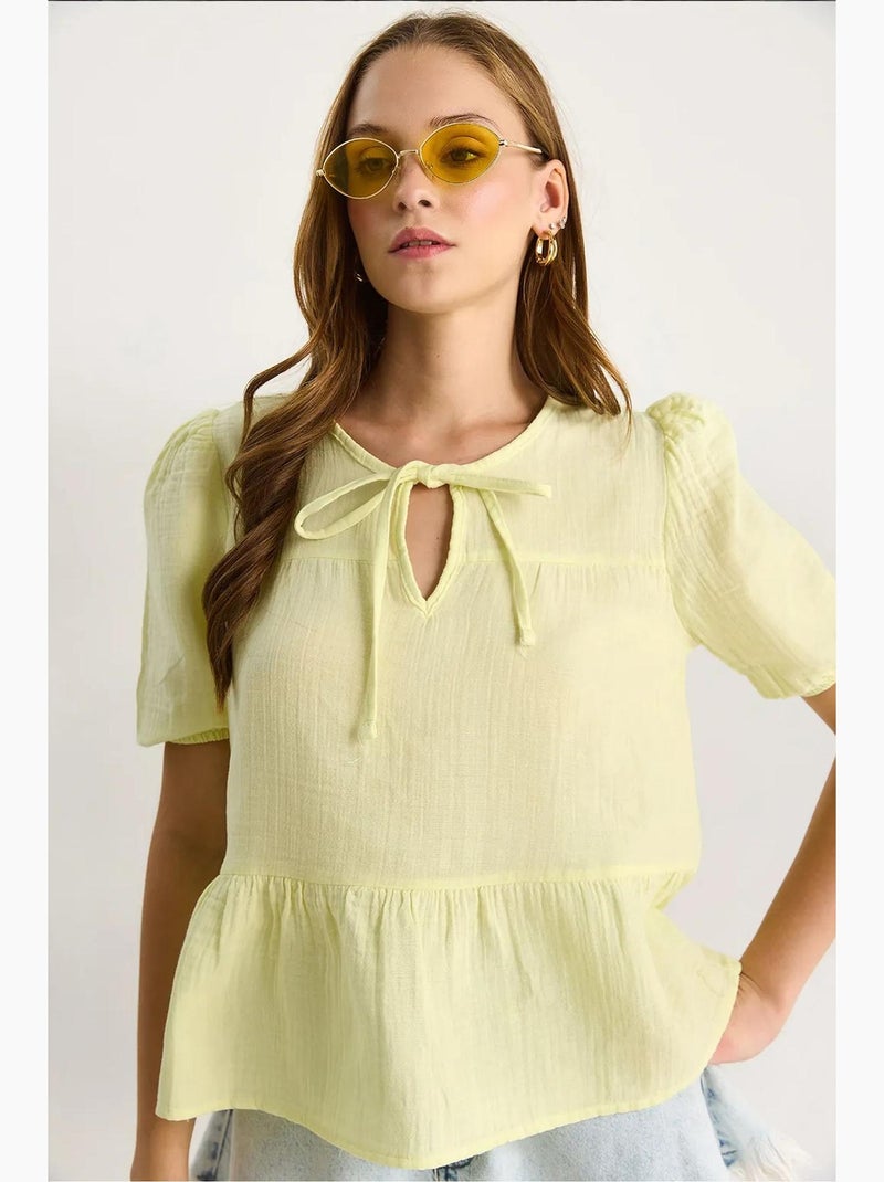 Blusa decote redondo detalhe laço lucci Amarelo-limão - Kiabi