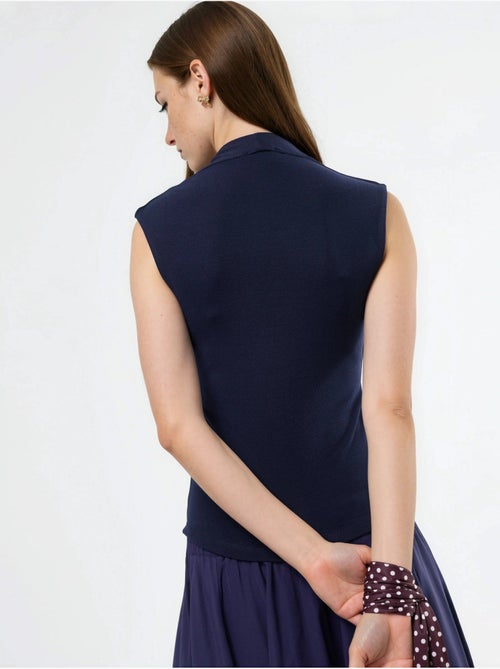 Blusa drapeada sem mangas com decote em v busem - Kiabi