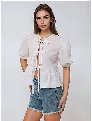 Blusa em algodão com gola redonda e detalhe de laço hiccup