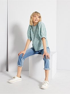 Blusa em bordado inglês - Kiabi