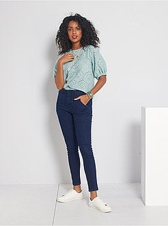 Blusa em bordado inglês - Kiabi