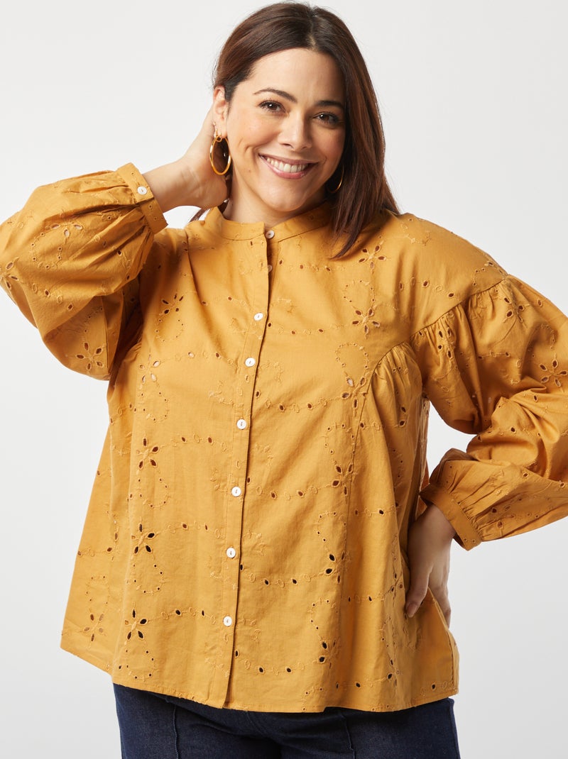 Blusa em bordado inglês BEGE - Kiabi