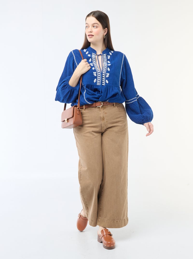 Blusa em gaze de algodão com bordados fantasia e cordões no decote Azul - Kiabi
