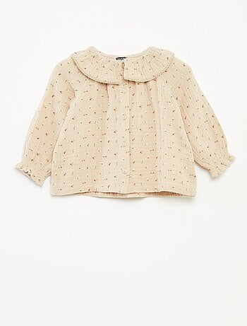 Blusa em gaze de algodão com gola claudine