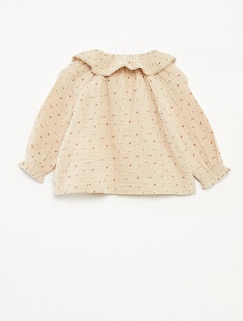 Blusa em gaze de algodão com gola claudine