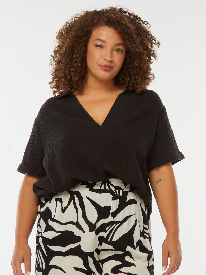 Blusa em gaze de algodão com gola de polo Preto - Kiabi