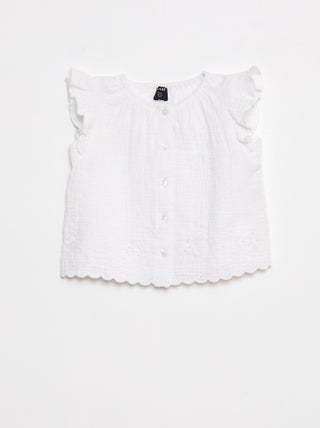 Blusa em gaze de algodão com mangas curtas com folhos