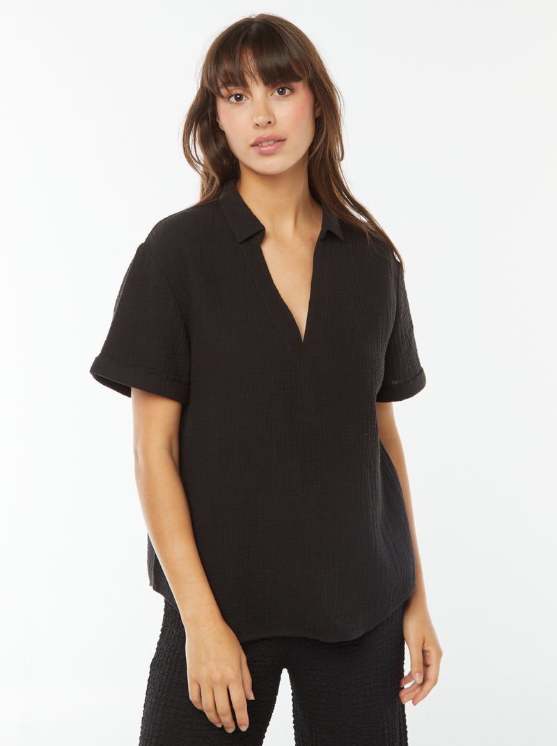 Blusa em malha crepe com gola de polo Preto - Kiabi