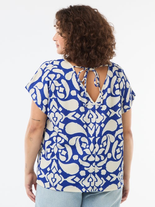 Blusa em material crepe com mangas curtas - Kiabi