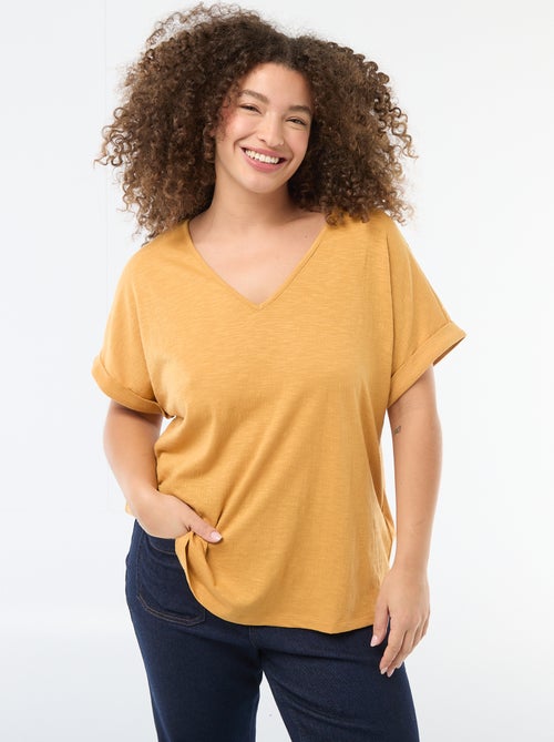Blusa em material crepe com mangas curtas - Kiabi