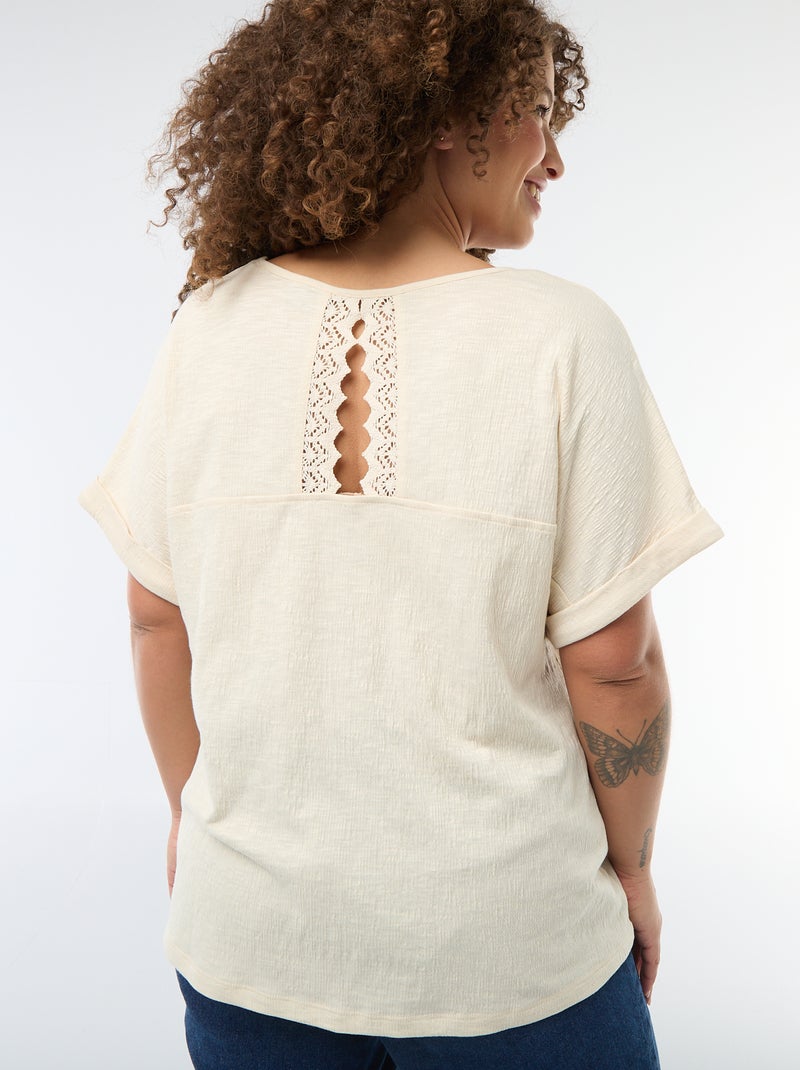 Blusa em material crepe com mangas curtas Bege - Kiabi