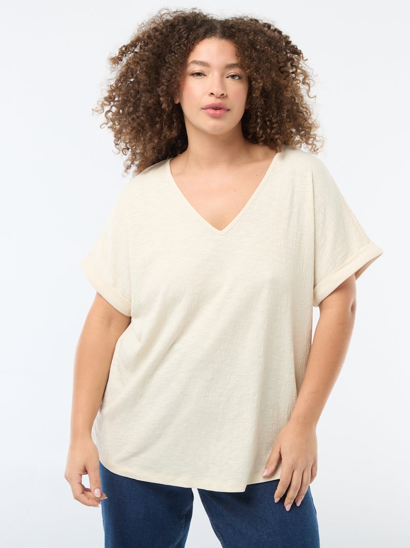 Blusa em material crepe com mangas curtas Bege - Kiabi