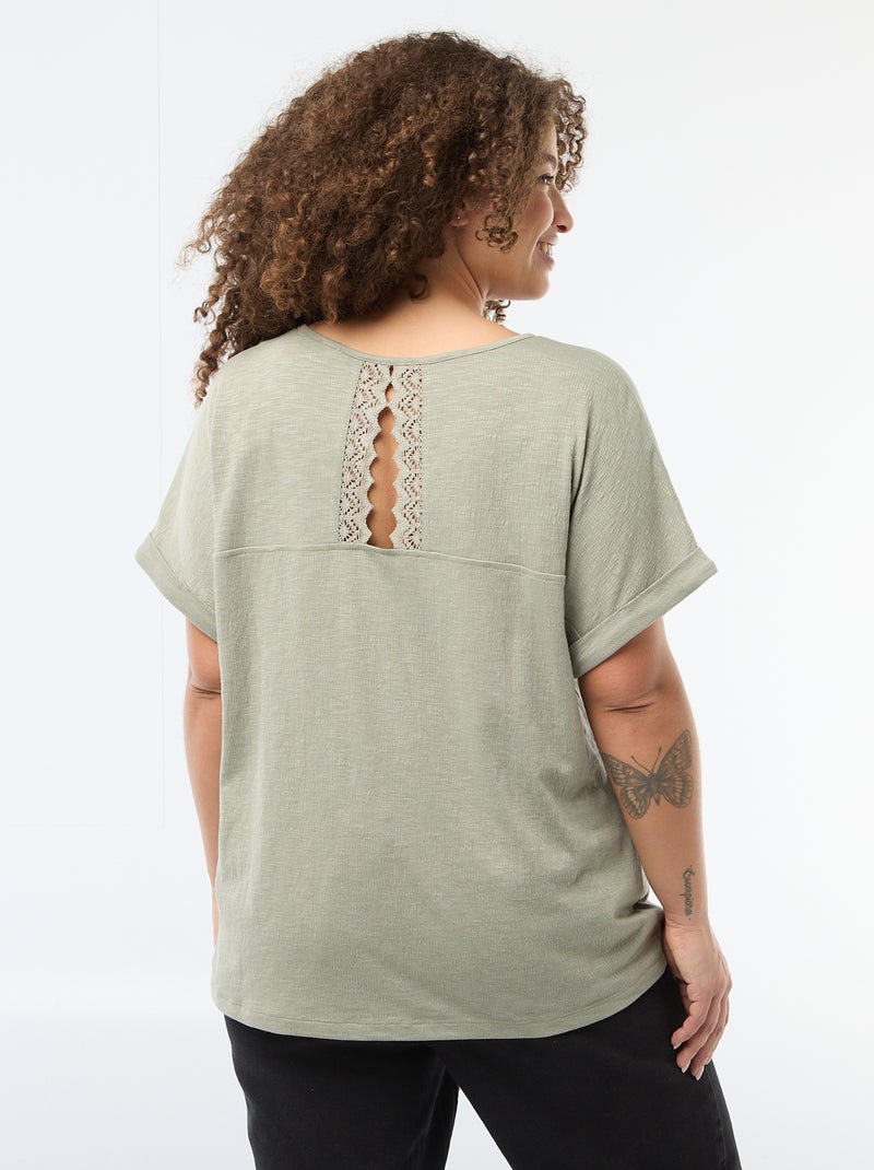 Blusa em material crepe com mangas curtas Verde - Kiabi