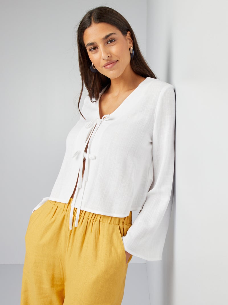 Blusa em mistura de linho com laço à frente BRANCO - Kiabi