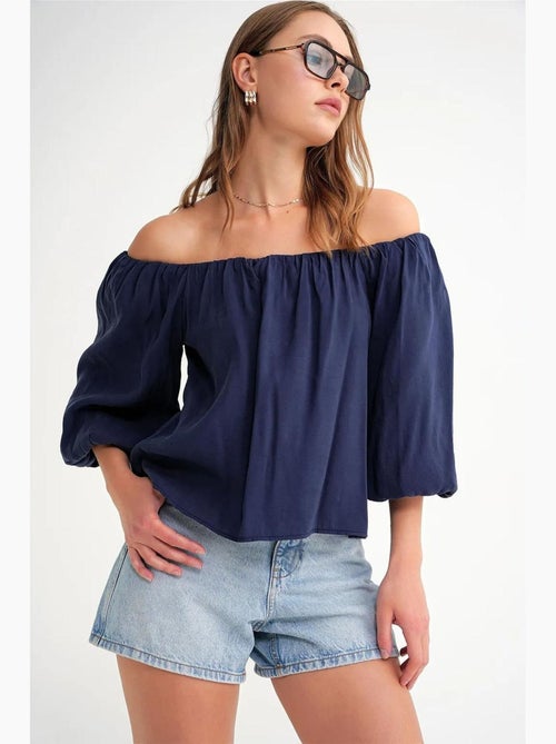 Blusa em mistura de modal com gola madonna e detalhe de folhos mixray - Kiabi