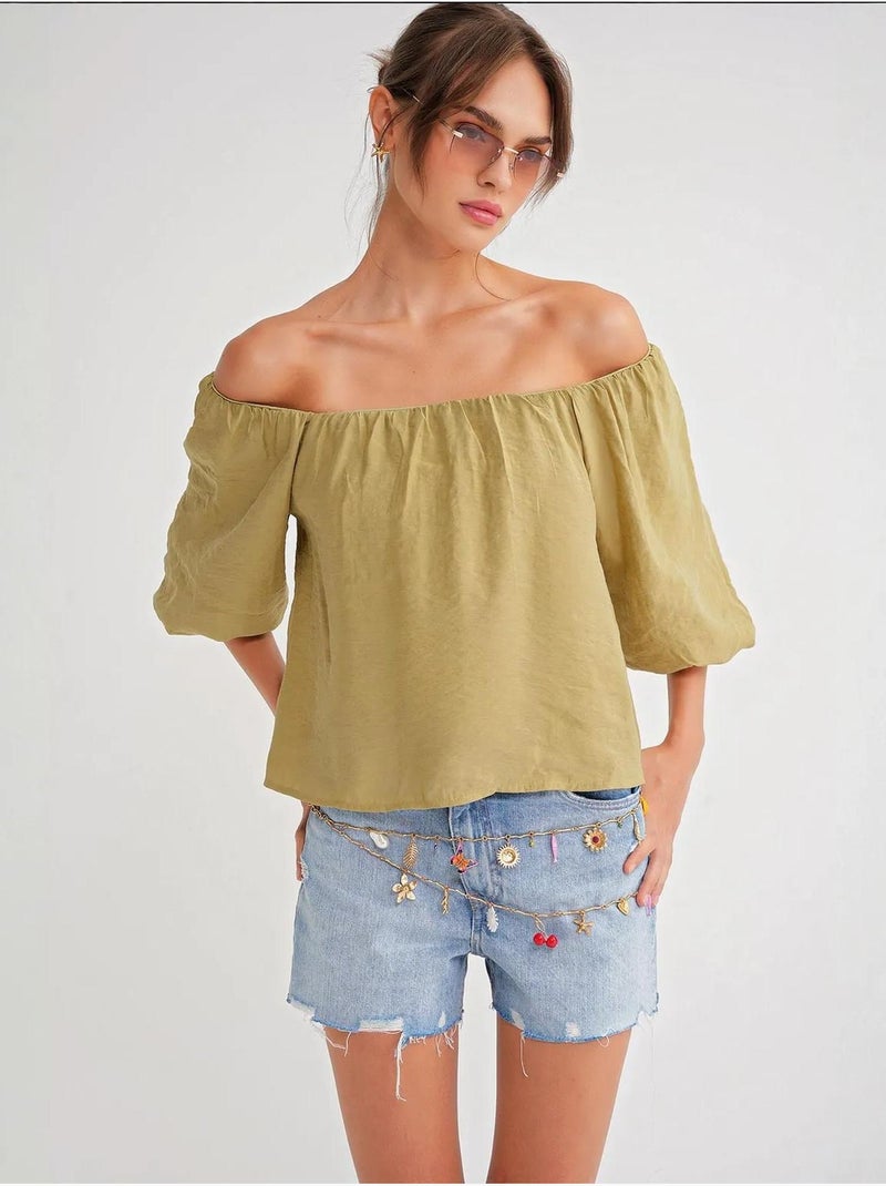 Blusa em mistura de modal com gola madonna e detalhe de folhos mixray Verde cáqui - Kiabi