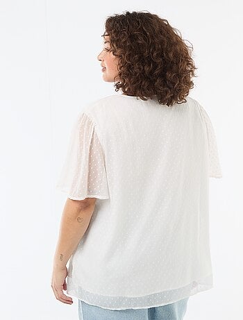 Blusa em plumetis
