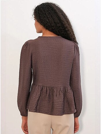 Blusa em tecido com folhos e fecho de amarração bdart