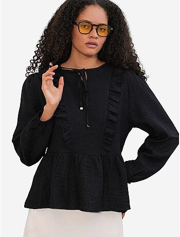 Blusa em tecido com folhos e fecho de amarração bdart