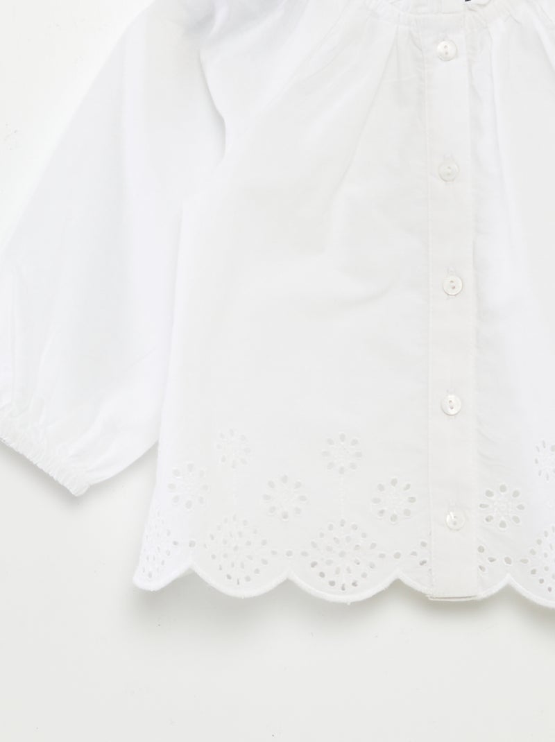 Blusa em voile de algodão com bordado inglês Branco - Kiabi