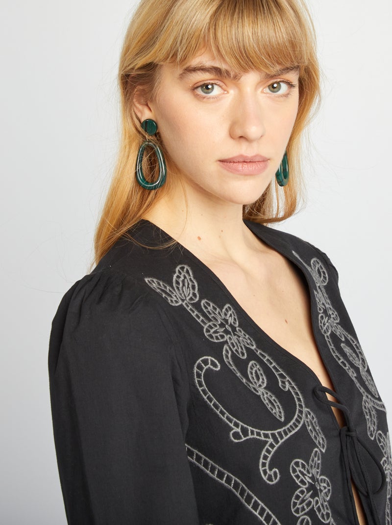 Blusa estilo quimono bordado Preto - Kiabi