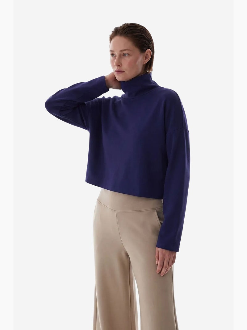 Blusa feminina em modal com gola alta e manga longa penti Azul-marinho - Kiabi