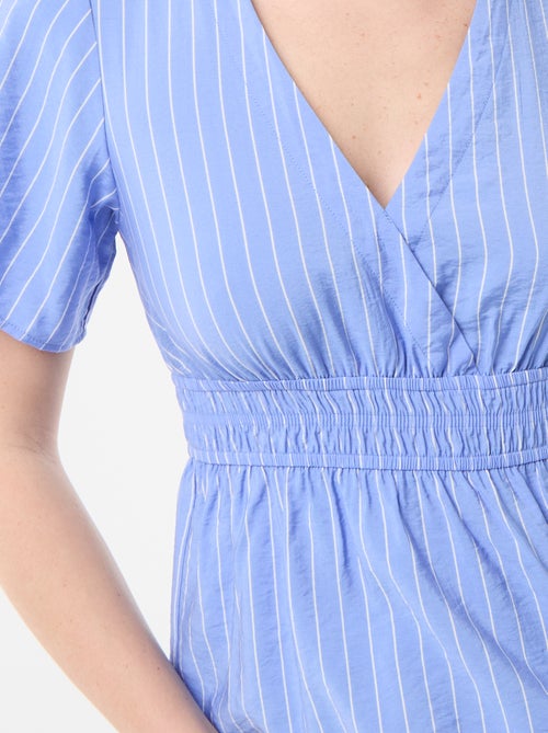 Blusa fluida com corte evasê - Kiabi