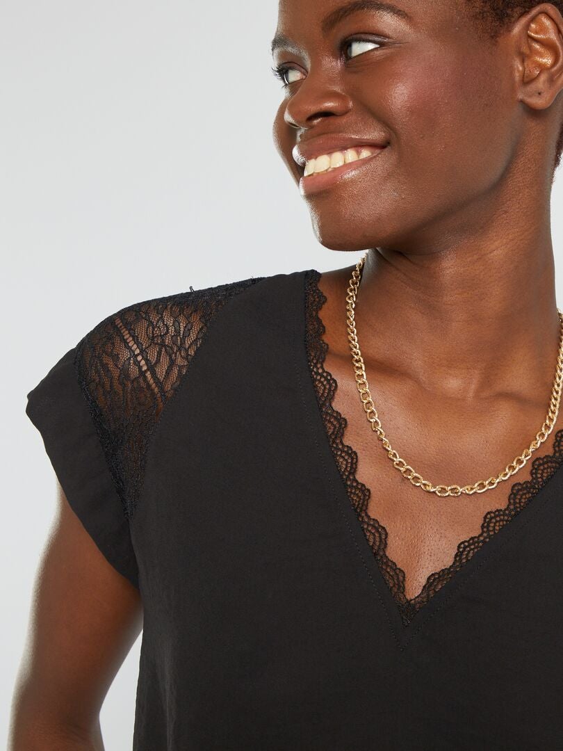 Blusa fluida com decote em bico Preto - Kiabi
