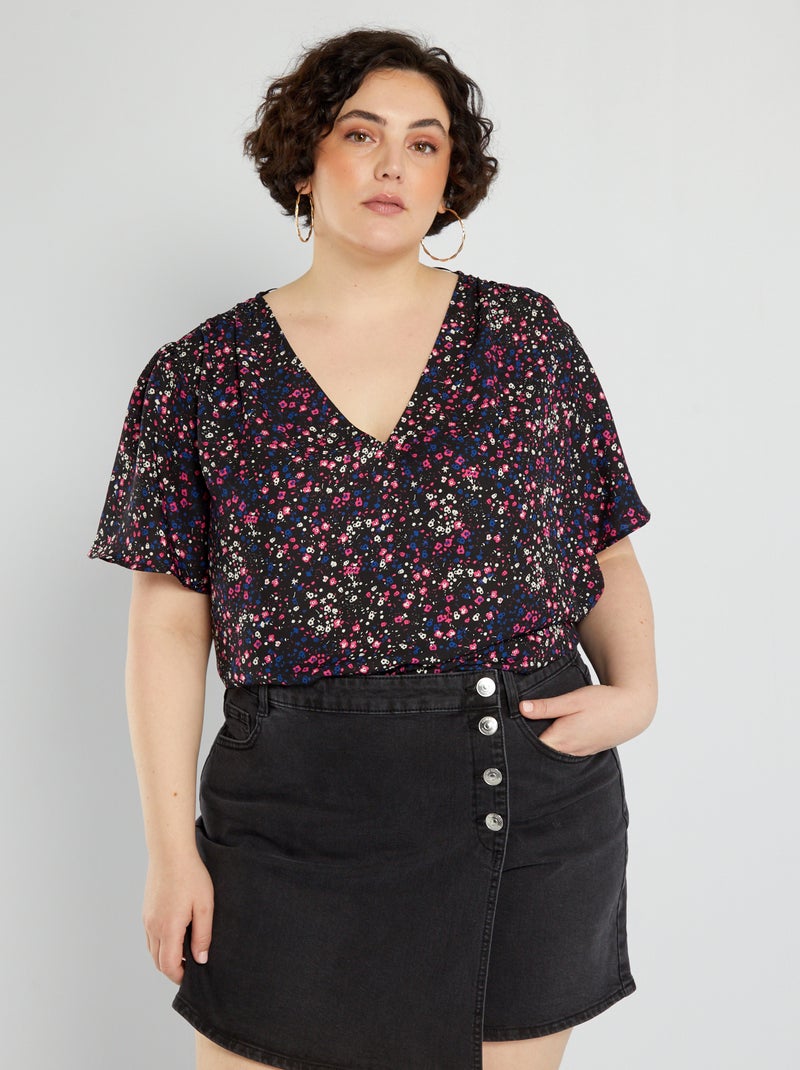 Blusa fluida com gola em bico PRETO - Kiabi