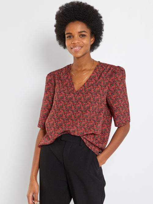 Blusa fluida com gola em bico - Kiabi