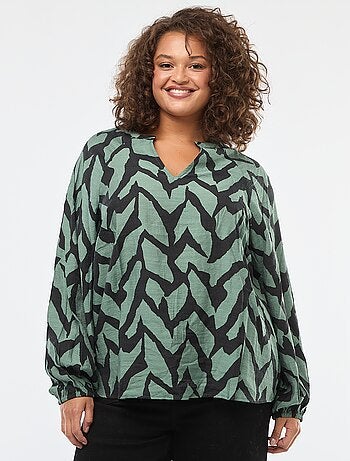 Blusa fluida com gola mao 'Only Carmakoma'