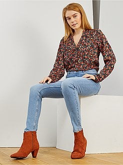 Blusa fluida com gola tunisina - Kiabi