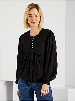 Blusa fluida com peitilho - Kiabi