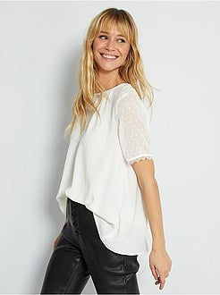 Blusa fluida com pormenores a ponto cheio - Kiabi