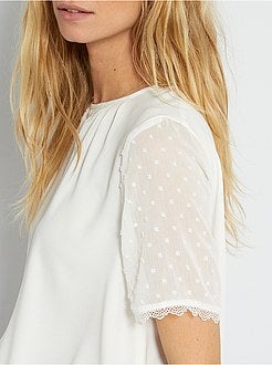 Blusa fluida com pormenores a ponto cheio - Kiabi