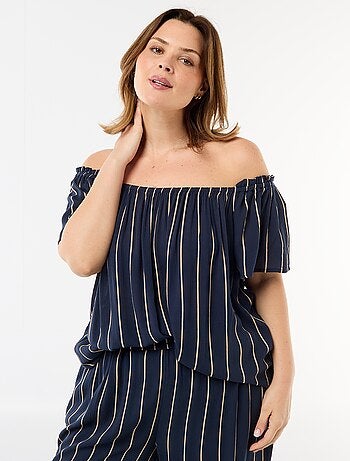 Blusa fluida crepe com mangas curtas