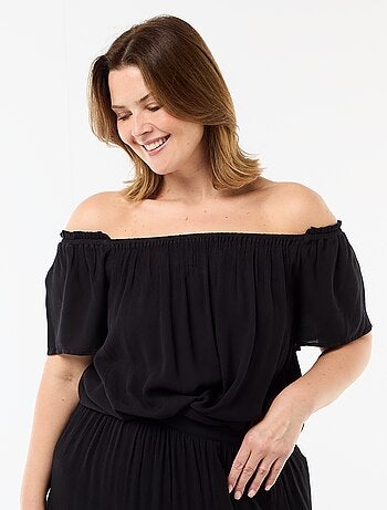 Blusa fluida crepe com mangas curtas