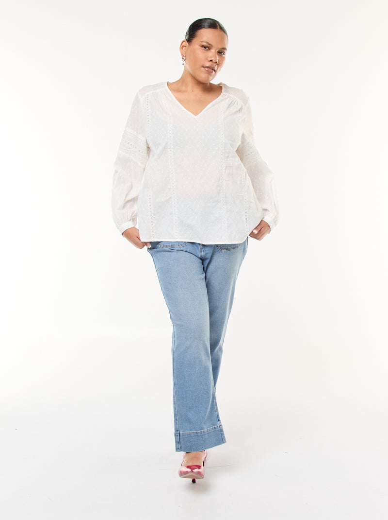 Blusa fluida lisa com plumetis e bordados vazados Branco - Kiabi