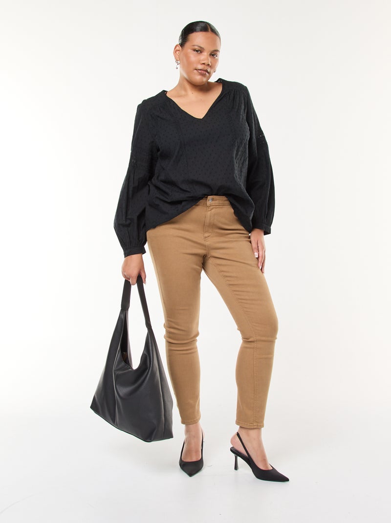 Blusa fluida lisa com plumetis e bordados vazados Preto - Kiabi