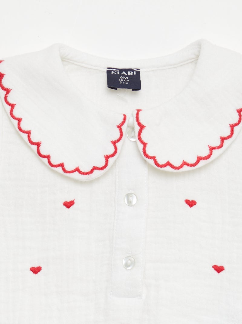Blusa gola Peter Pan e bordados 'corações' Branco - Kiabi