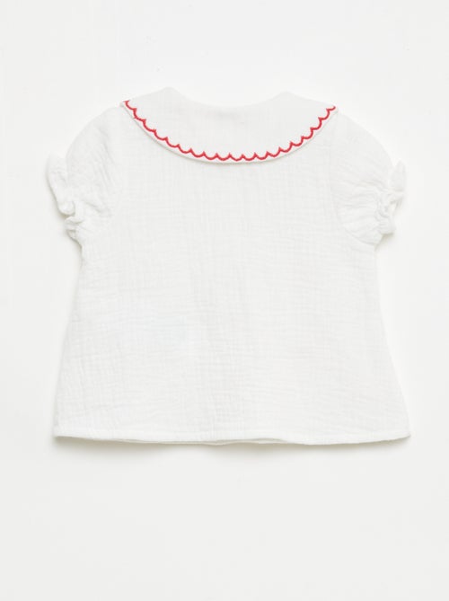 Blusa gola Peter Pan e bordados 'corações' - Kiabi