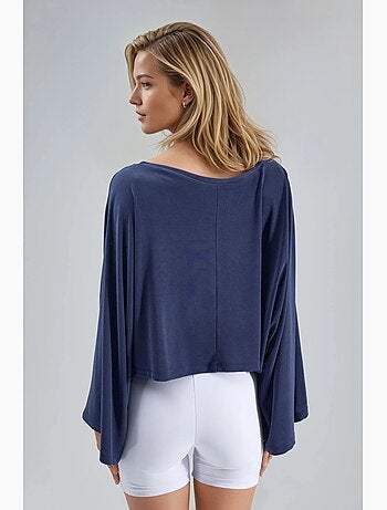 Blusa larga com decote barco busem