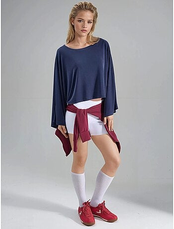 Blusa larga com decote barco busem