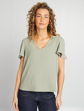 Blusa leve com folhos