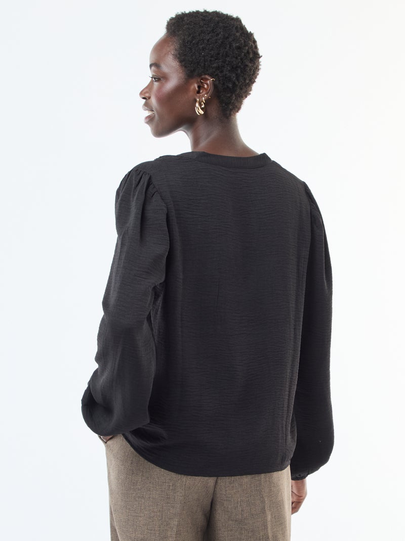 Blusa lisa com decote em V e bordados na frente Preto - Kiabi
