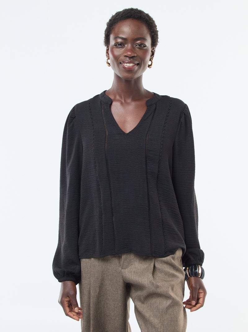 Blusa lisa com decote em V e bordados na frente Preto - Kiabi