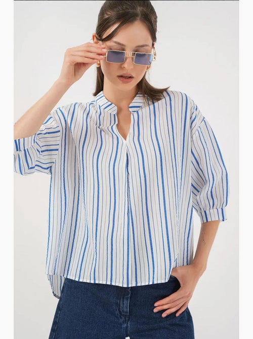 Blusa listrada decote em v bdart - Kiabi Blusa listrada decote em v bdart - Kiabi