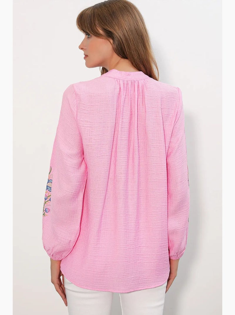 Blusa oversized em crepe bordado bdart Rosa-fluo/Solinotes - Kiabi